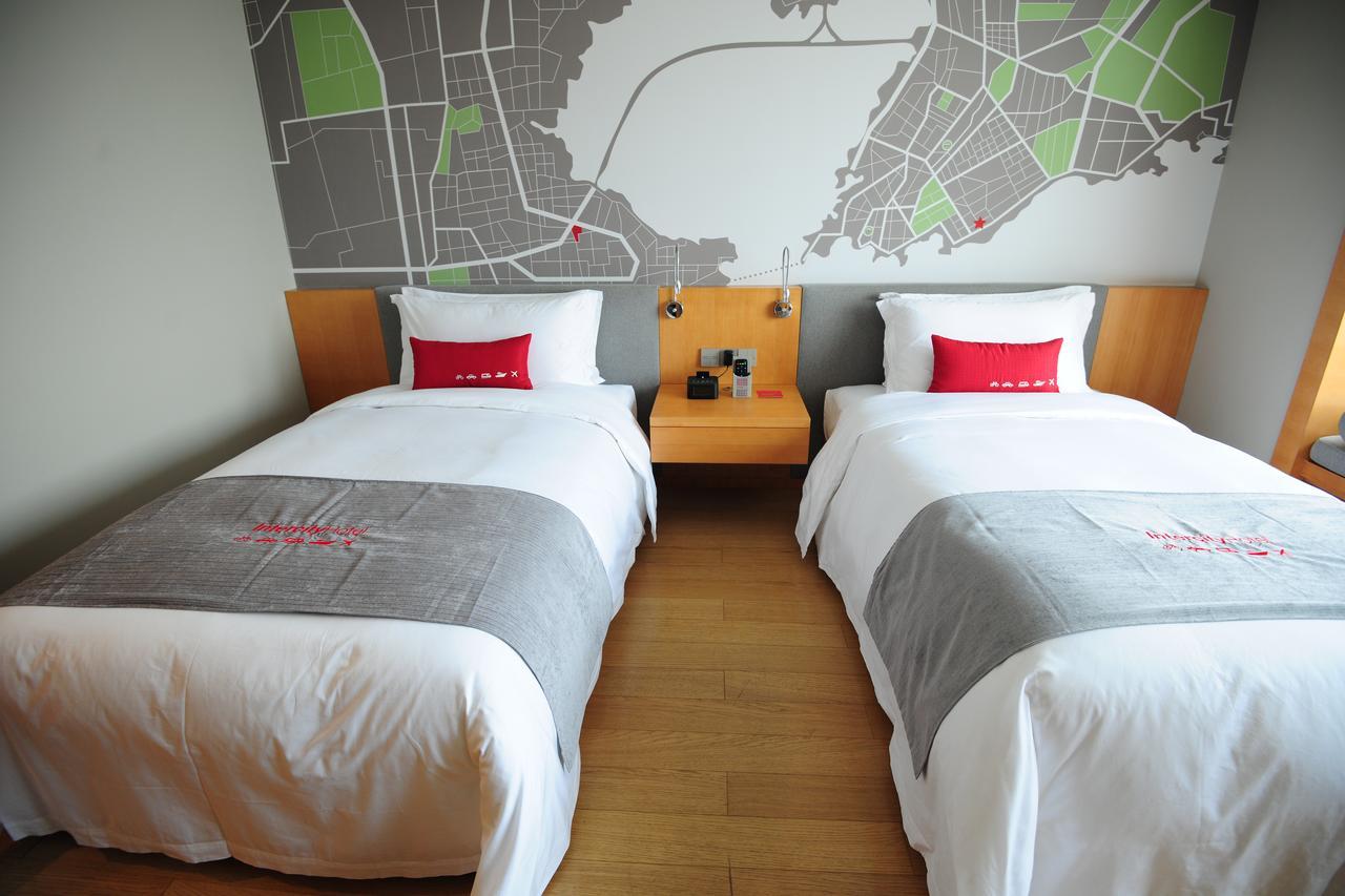 Intercity Hotel Qingdao Exterior photo